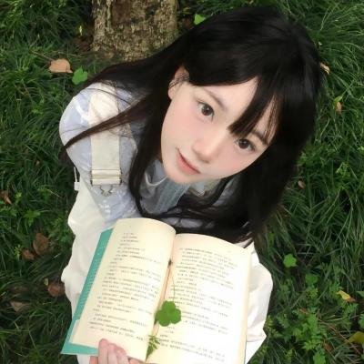 女孩舞步